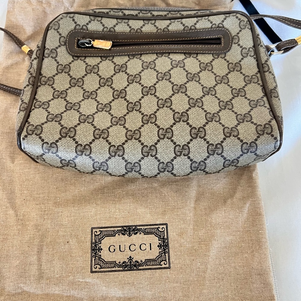 Gucci crossbody bag in good condition - Picture 4 of 6